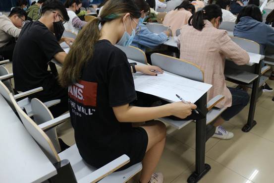说明: 笔试考生个体